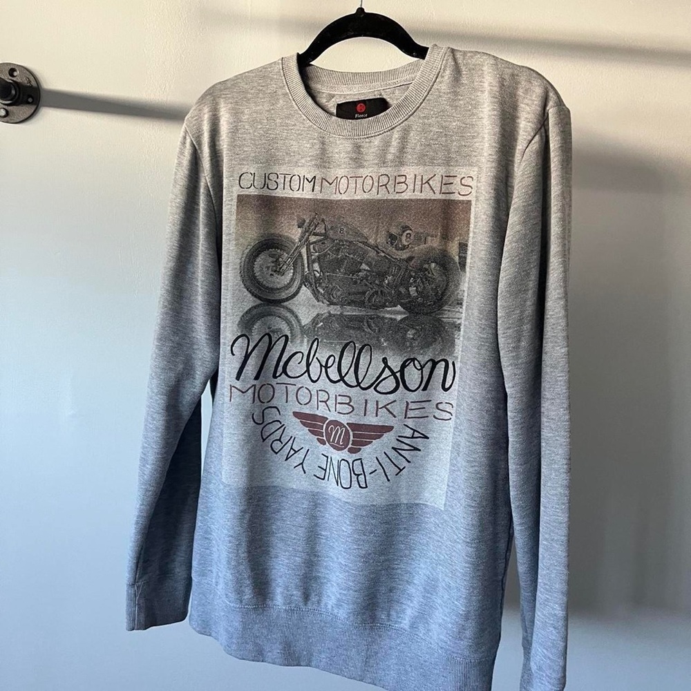 VINTAGE PULLOVER🏍 🖤